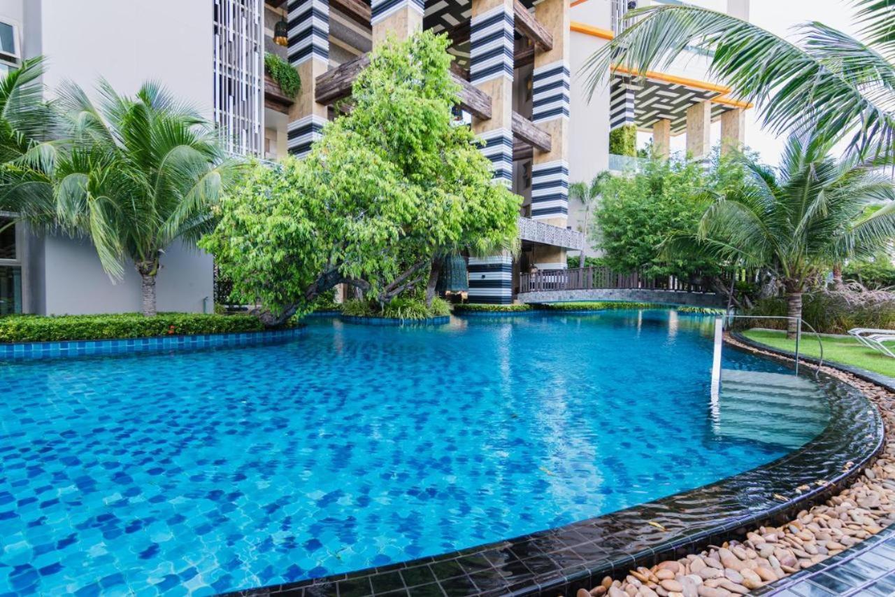 The Riviera Jomtien Studio Sea View High Floor Lägenhet Exteriör bild