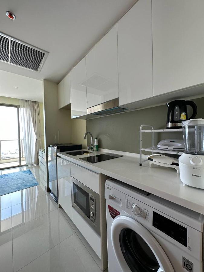 The Riviera Jomtien Studio Sea View High Floor Lägenhet Exteriör bild